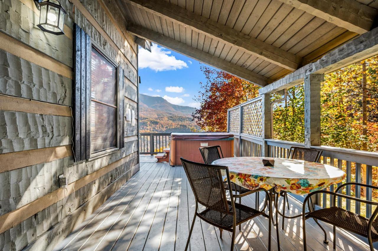 Barenberg Cabin - Secluded Unobstructed Panoramic Smoky Mountains View With Two Master Suites, Loft Game Room, And Hot Tub Gatlinburg Exterior foto